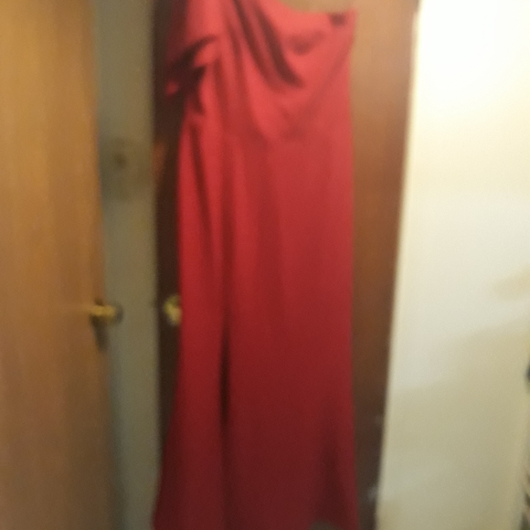 Dress - Picture 6 of 7